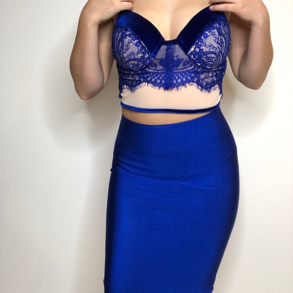 Blue crop top/ bandage skirt set